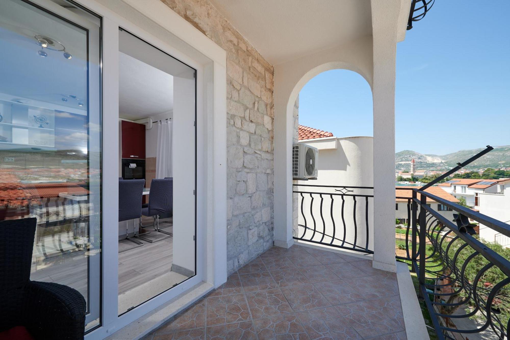 Apartments & Rooms Zaja Trogir Phòng bức ảnh