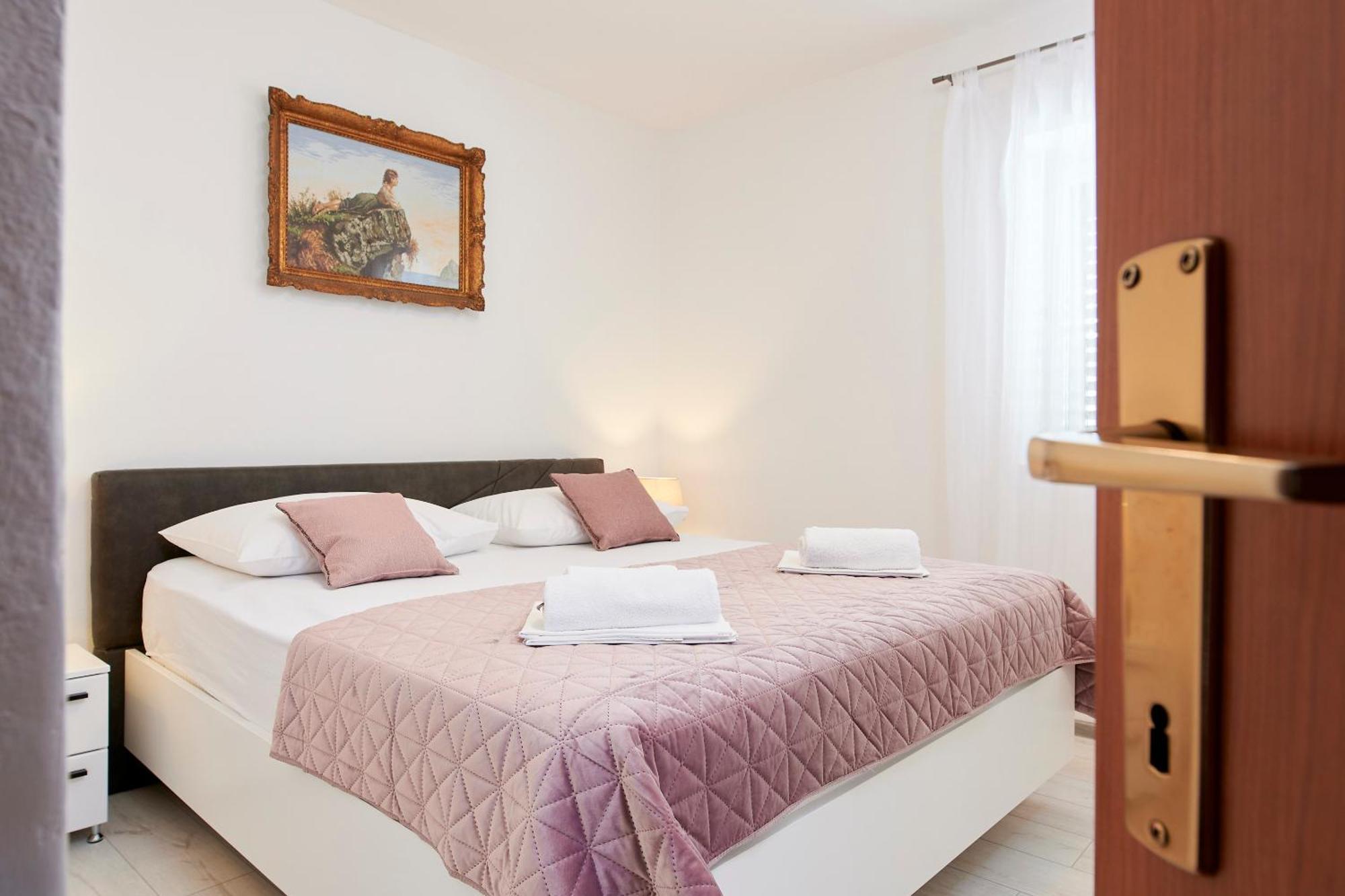Apartments & Rooms Zaja Trogir Phòng bức ảnh