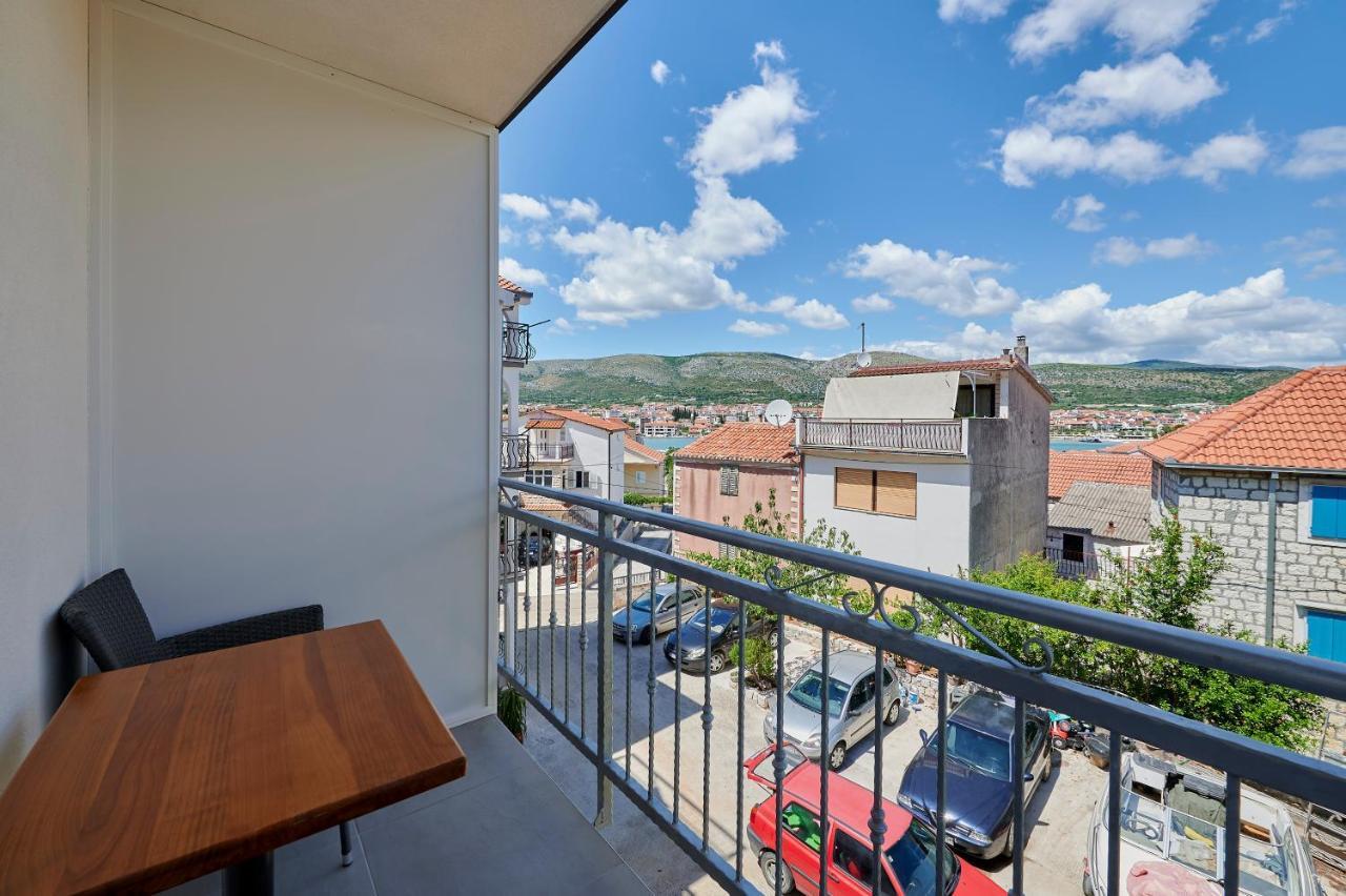 Apartments & Rooms Zaja Trogir Ngoại thất bức ảnh
